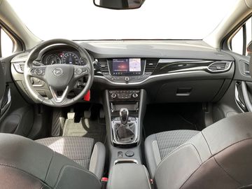 Car image 13