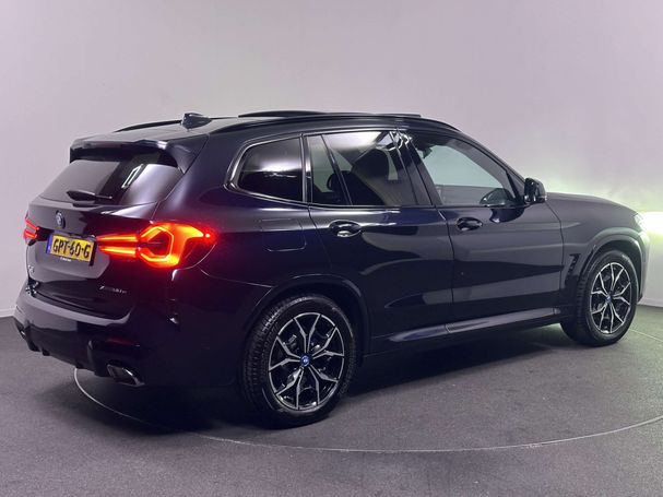 BMW X3 xDrive30e 216 kW image number 2