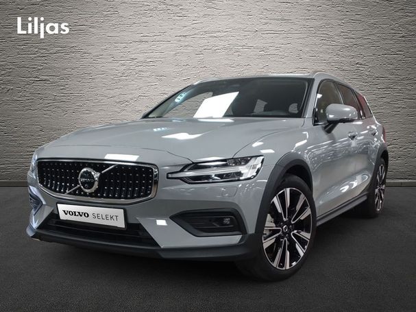 Volvo V60 Cross Country AWD B5 186 kW image number 1