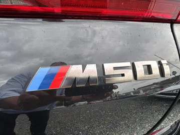 Car image 38