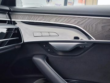 Car image 35