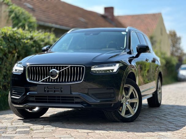 Volvo XC90 AWD Momentum 173 kW image number 1