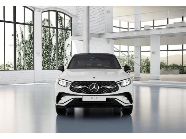 Mercedes-Benz GLC 300 de AMG 4Matic 245 kW image number 5