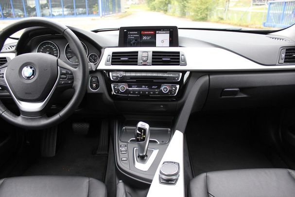 BMW 320d Touring 140 kW image number 4