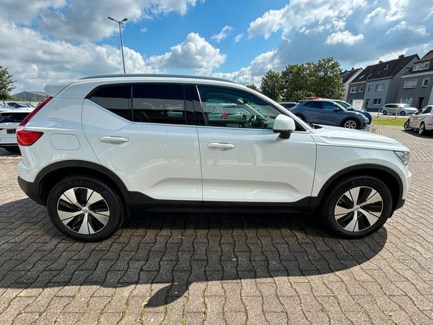 Volvo XC40 T4 Inscription Expression 155 kW image number 8