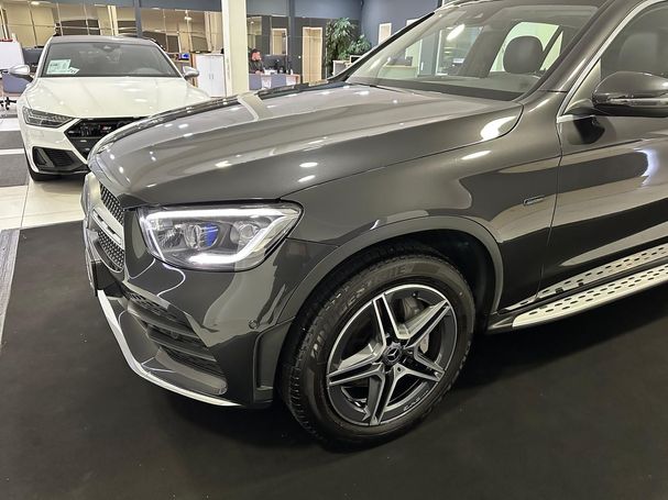 Mercedes-Benz GLC 300 de 225 kW image number 40