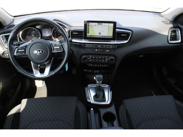 Kia Ceed SW 1.4 T-GDi DCT Vision 103 kW image number 13