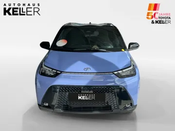 Car image 2