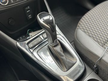 Car image 15