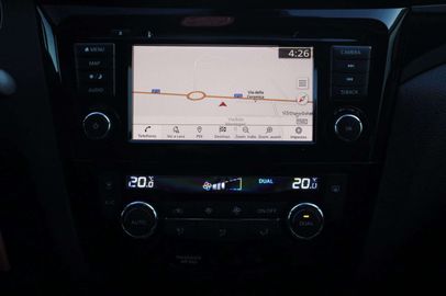 Car image 26