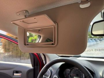 Car image 34