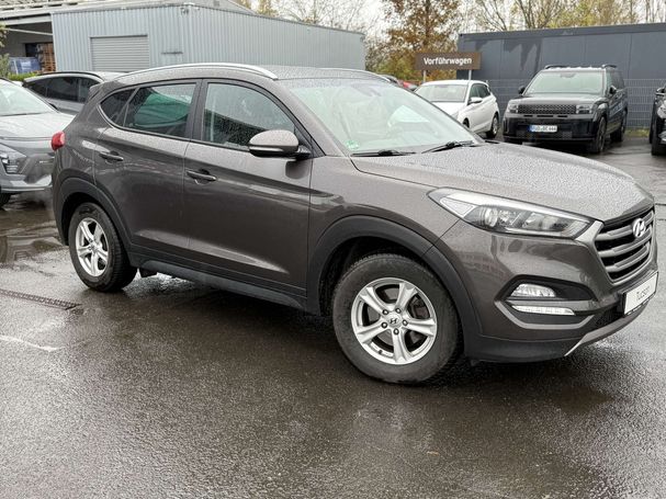 Hyundai Tucson 2.0 CRDi 4WD Intro Edition 100 kW image number 4