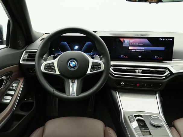 BMW 330 e Touring 215 kW image number 9