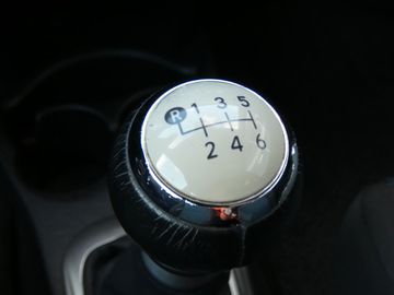 Car image 31