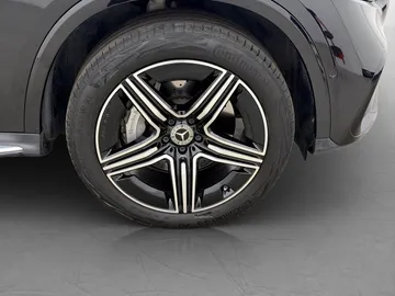 Car image 38