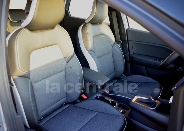 Renault Captur 160 118 kW image number 5