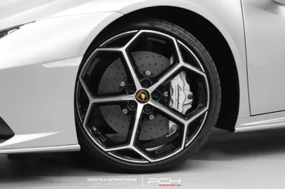 Car image 30