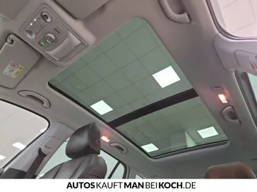 Car image 40