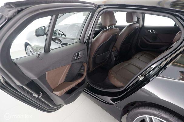 BMW 118i 103 kW image number 21