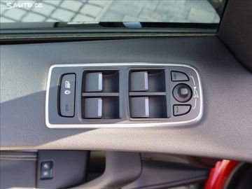 Car image 37