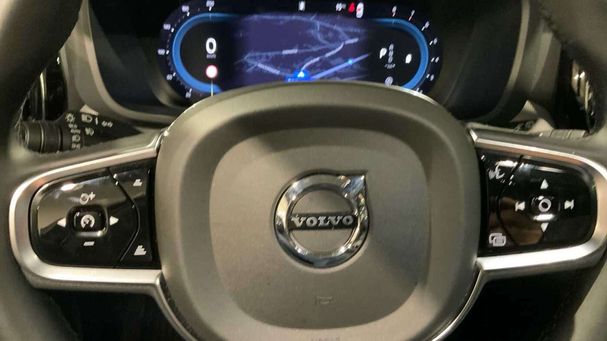 Volvo XC60 B4 145 kW image number 28