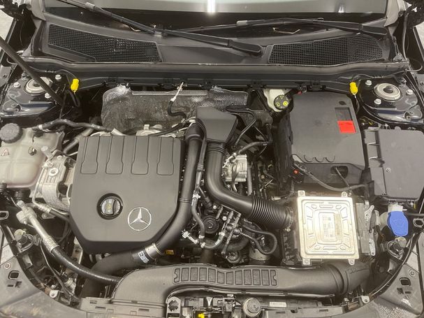 Mercedes-Benz A 200 120 kW image number 36