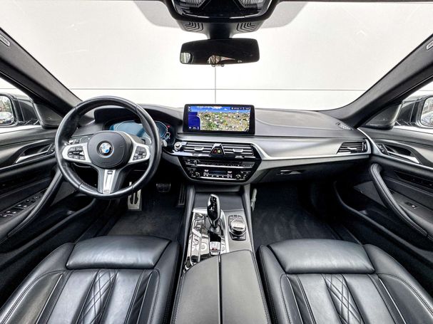 BMW 530 Touring 215 kW image number 11