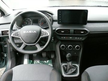 Car image 22