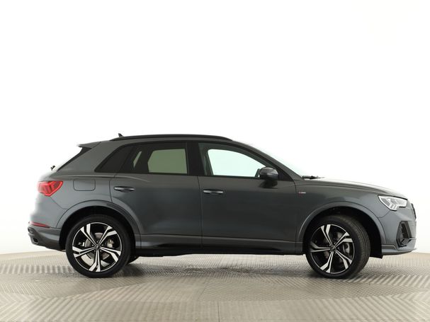 Audi Q3 TFSIe S-line 180 kW image number 2