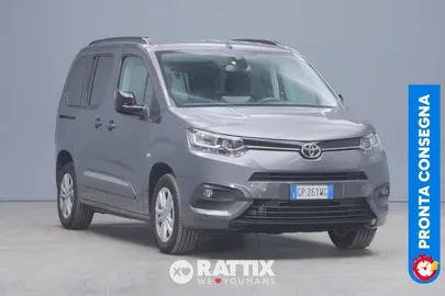 Car image 2