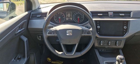 Car image 17