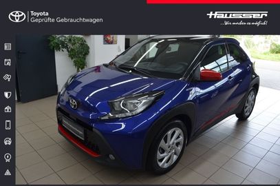 Car image 1