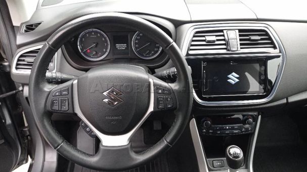 Suzuki SX4 S-Cross 95 kW image number 7