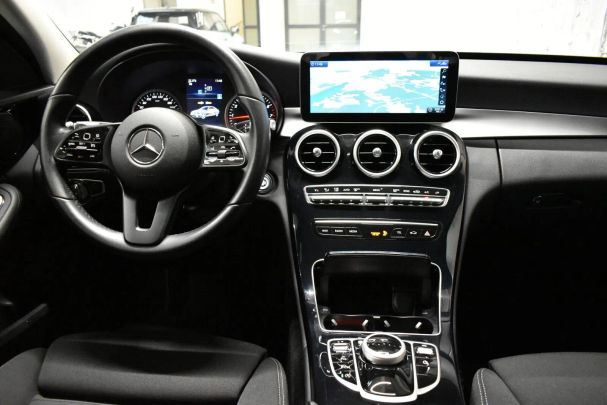 Mercedes-Benz C 180 115 kW image number 4