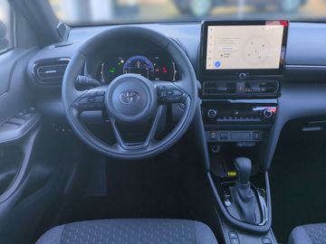 Car image 12