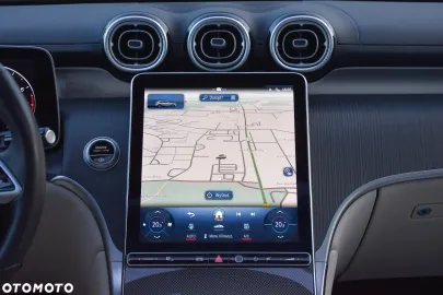 Car image 35