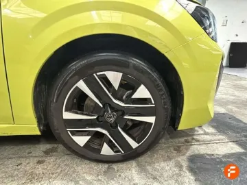 Car image 31