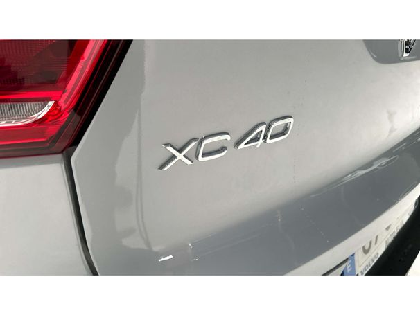 Volvo XC40AWD Plus 170 kW image number 26