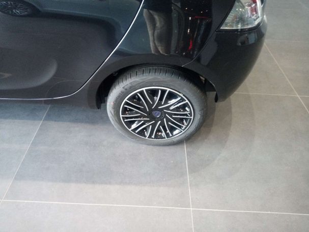 Lancia Ypsilon 51 kW image number 6