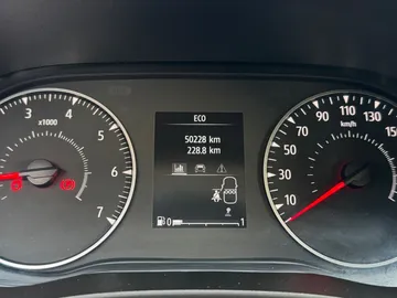 Car image 37