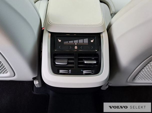 Volvo XC90 AWD 221 kW image number 24