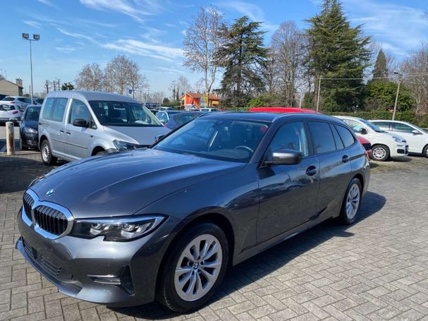 BMW 318d Touring Advantage 110 kW image number 1