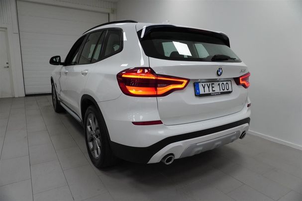 BMW X3 xDrive20d xLine 140 kW image number 2