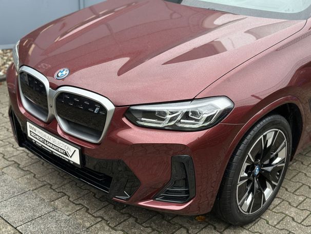 BMW iX3 M Sport Impressive 210 kW image number 28