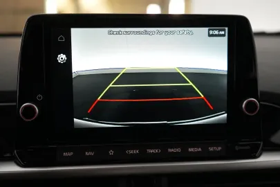 Car image 29
