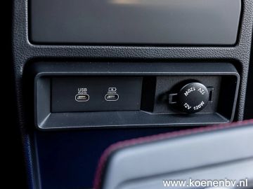 Car image 41