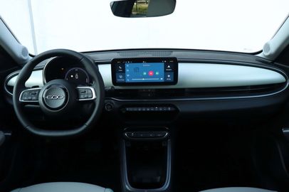 Car image 16