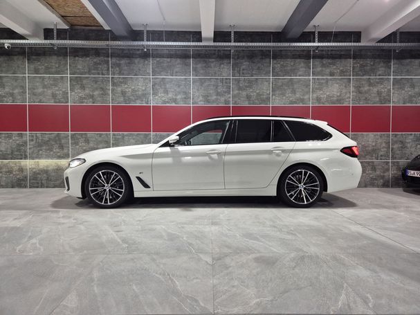 BMW 540d Touring M Sport xDrive 250 kW image number 4