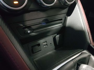 Car image 36