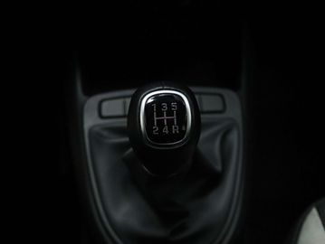 Car image 38